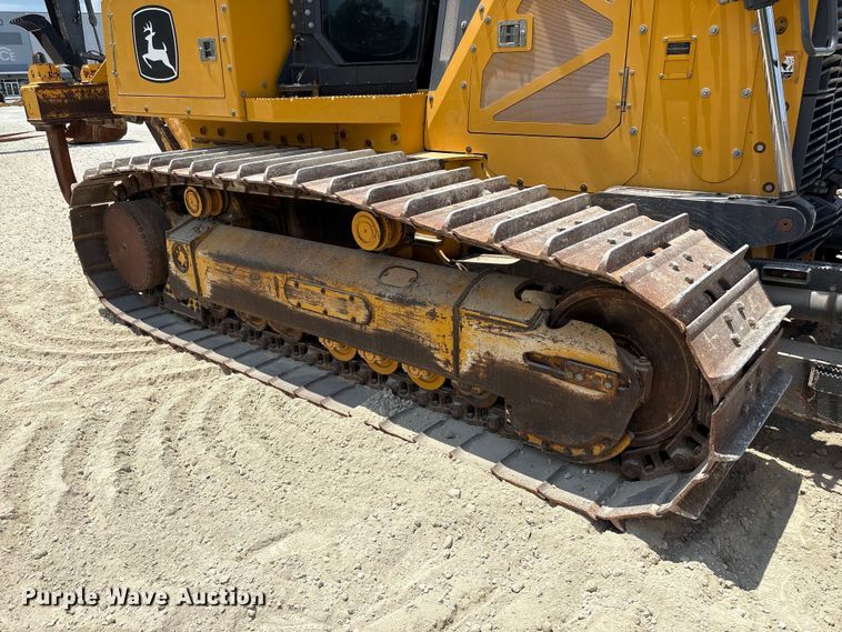 image for item EF1240 2022 John Deere 850L dozer