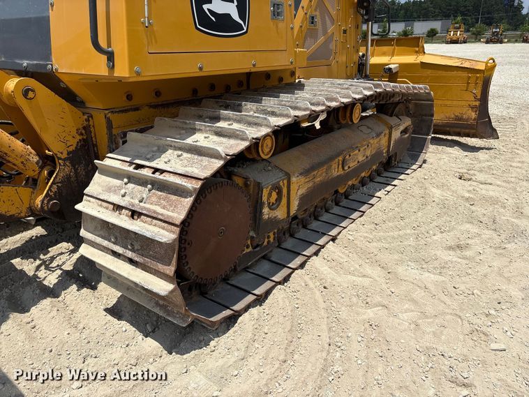 image for item EF1240 2022 John Deere 850L dozer