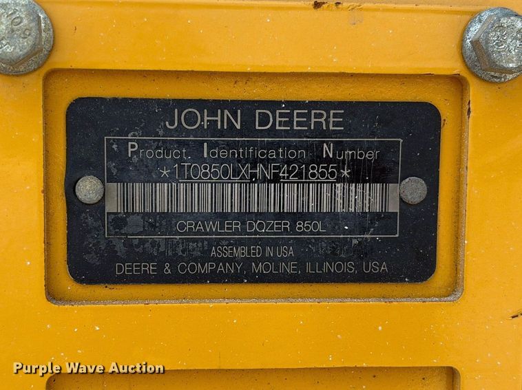 image for item EF1240 2022 John Deere 850L dozer