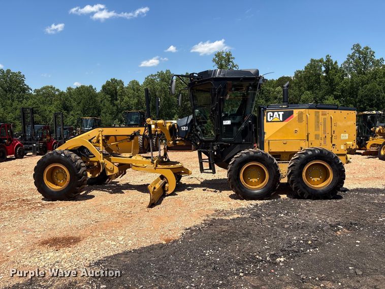 image for item EF1242 2019 Caterpillar 120 motor grader