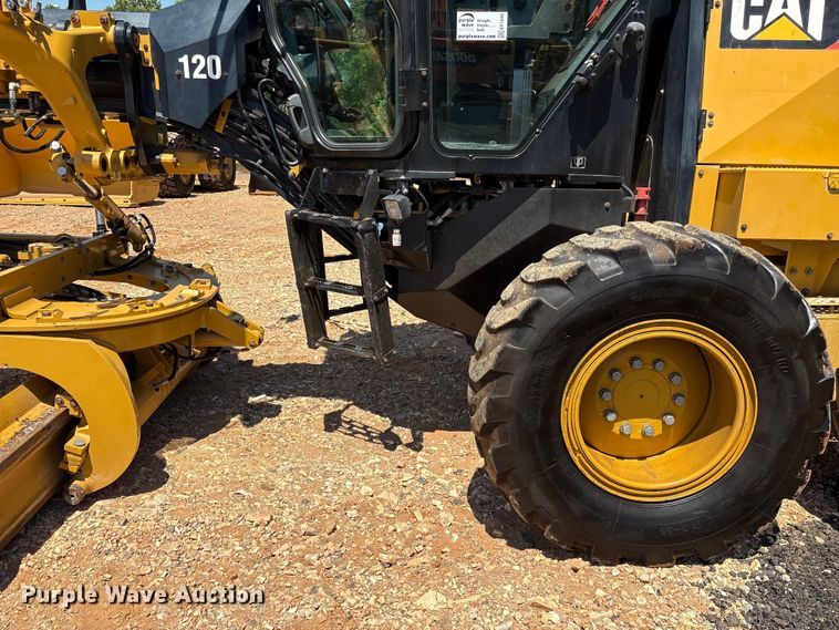 image for item EF1242 2019 Caterpillar 120 motor grader