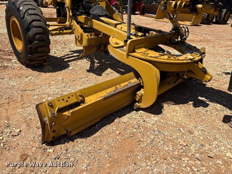 image for item EF1242 2019 Caterpillar 120 motor grader