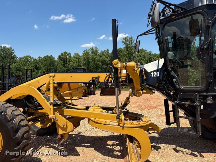 image for item EF1242 2019 Caterpillar 120 motor grader