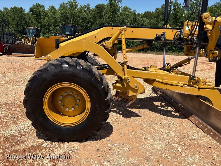 image for item EF1242 2019 Caterpillar 120 motor grader