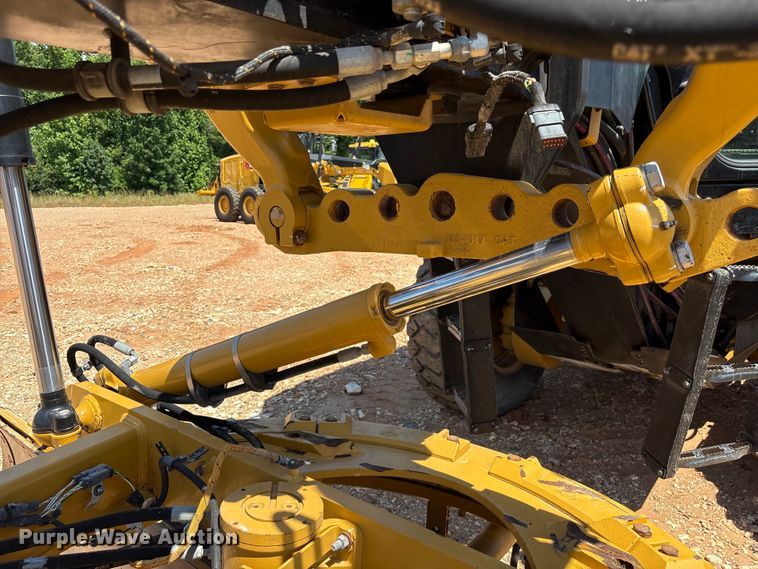 image for item EF1242 2019 Caterpillar 120 motor grader