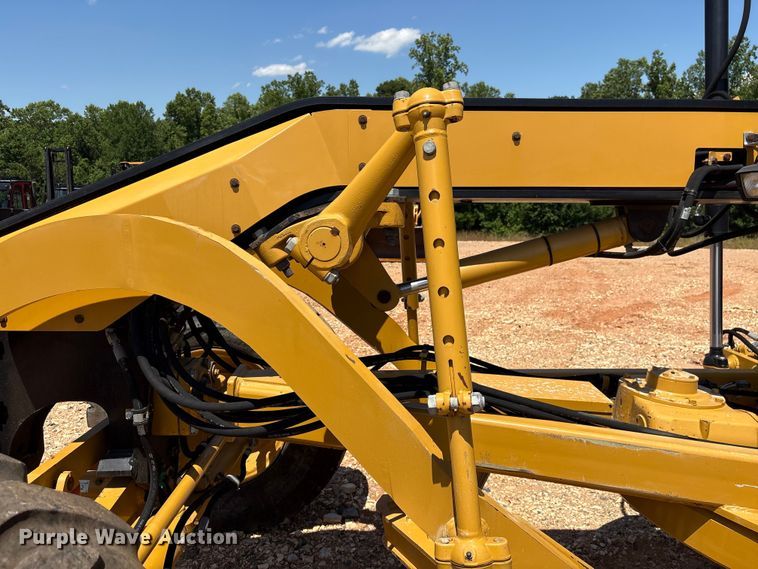 image for item EF1242 2019 Caterpillar 120 motor grader