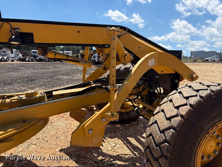 image for item EF1242 2019 Caterpillar 120 motor grader