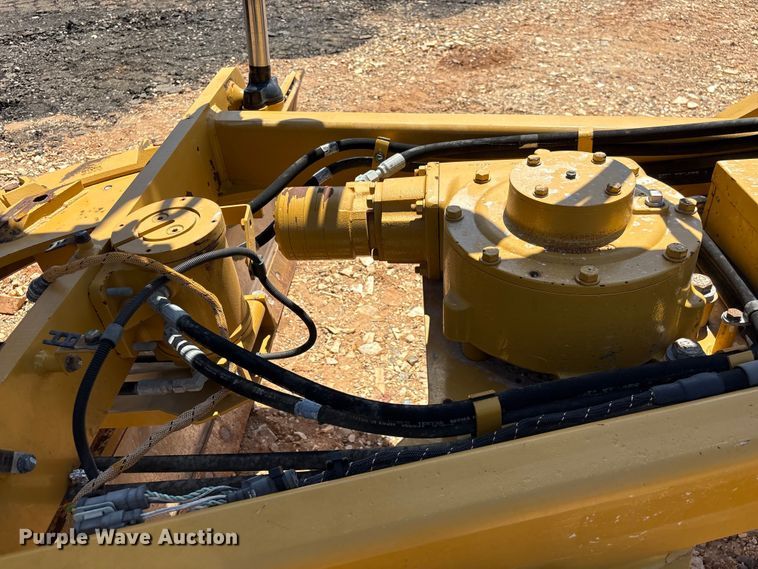 image for item EF1242 2019 Caterpillar 120 motor grader