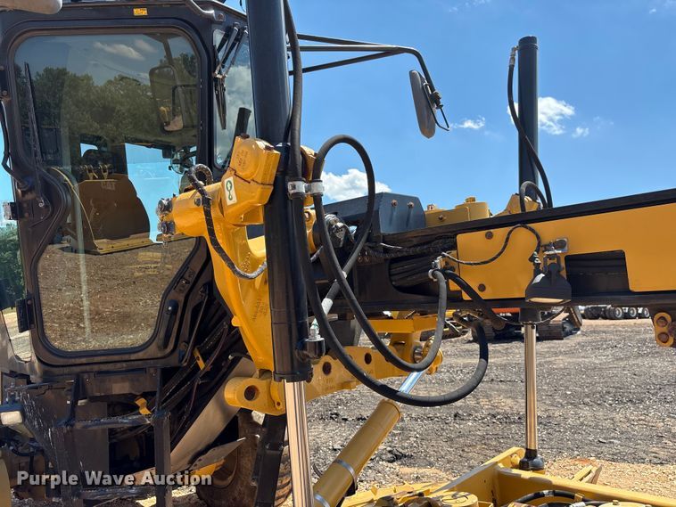 image for item EF1242 2019 Caterpillar 120 motor grader