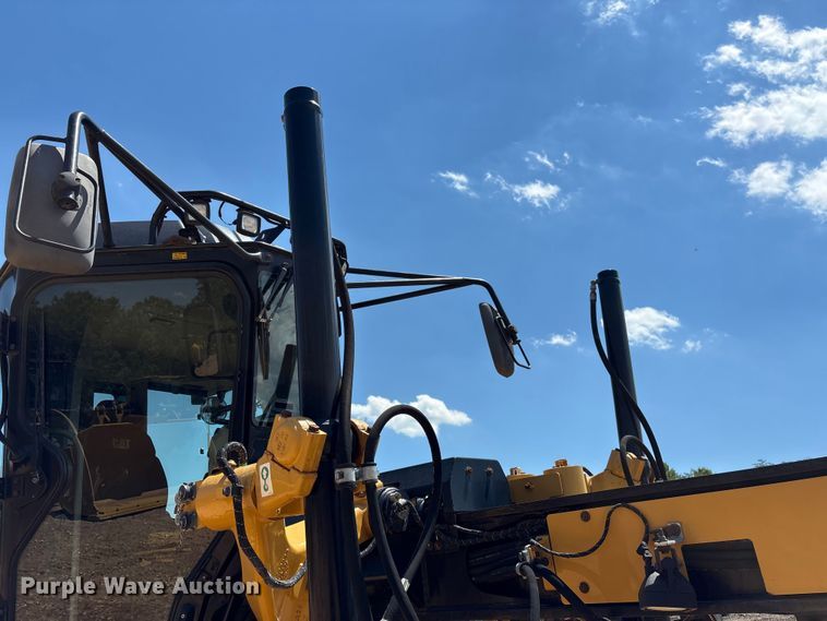 image for item EF1242 2019 Caterpillar 120 motor grader