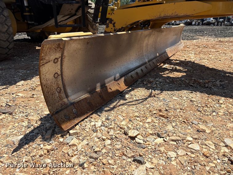 image for item EF1242 2019 Caterpillar 120 motor grader