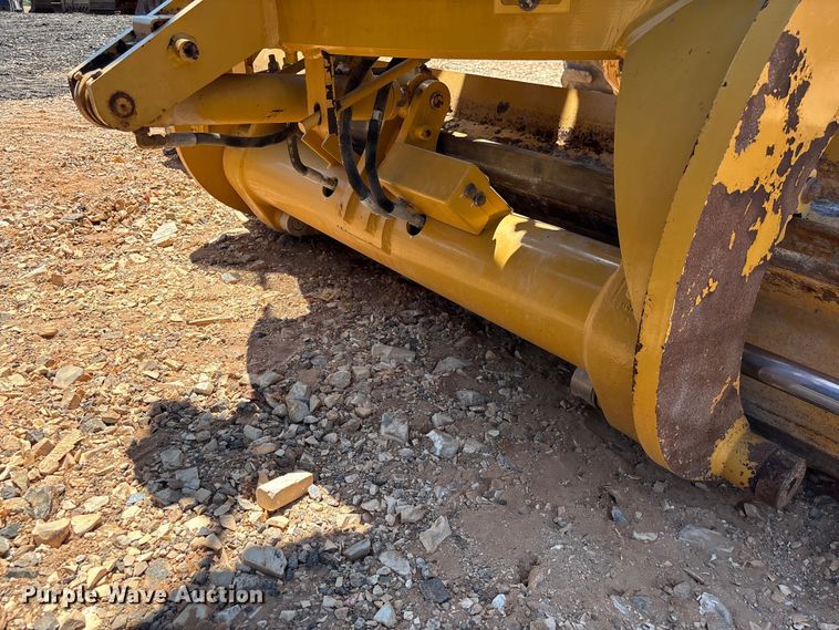 image for item EF1242 2019 Caterpillar 120 motor grader