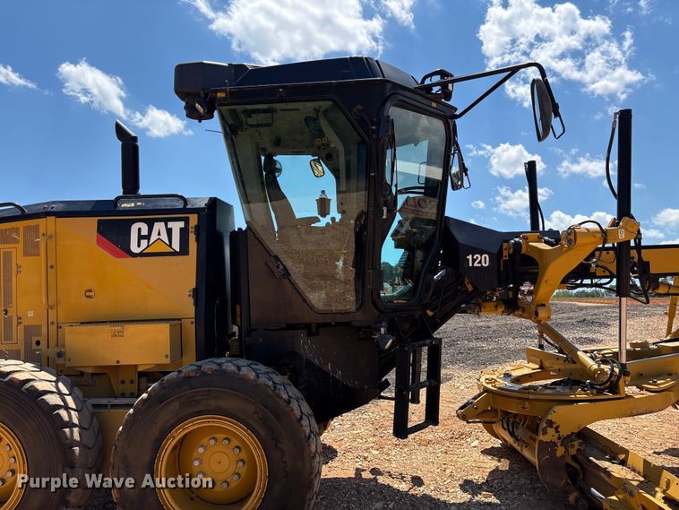image for item EF1242 2019 Caterpillar 120 motor grader
