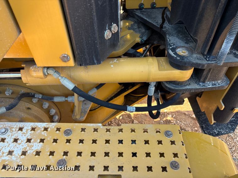 image for item EF1242 2019 Caterpillar 120 motor grader