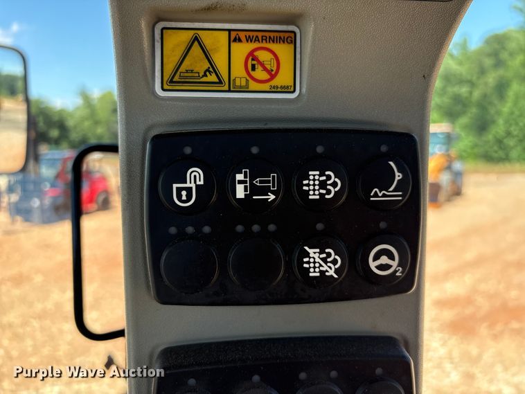 image for item EF1242 2019 Caterpillar 120 motor grader