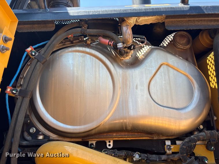 image for item EF1242 2019 Caterpillar 120 motor grader