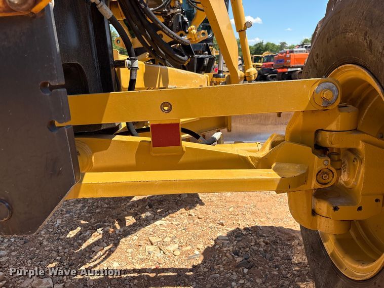 image for item EF1242 2019 Caterpillar 120 motor grader