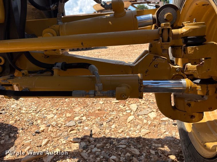 image for item EF1242 2019 Caterpillar 120 motor grader