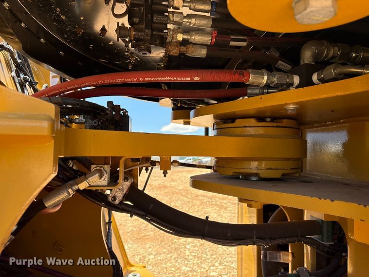 image for item EF1243 2022 Caterpillar 982 wheel loader