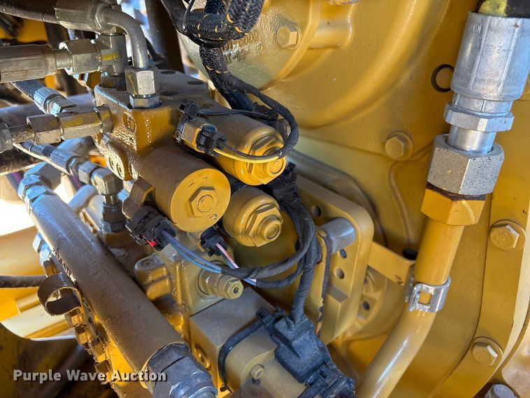 image for item EF1243 2022 Caterpillar 982 wheel loader