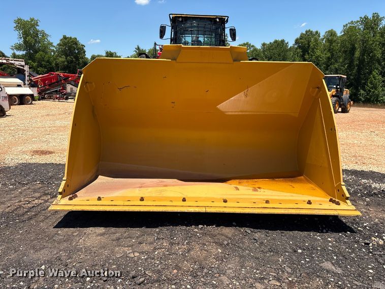 image for item EF1243 2022 Caterpillar 982 wheel loader