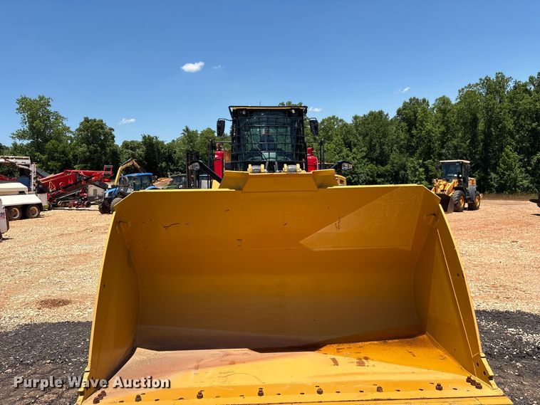 image for item EF1243 2022 Caterpillar 982 wheel loader