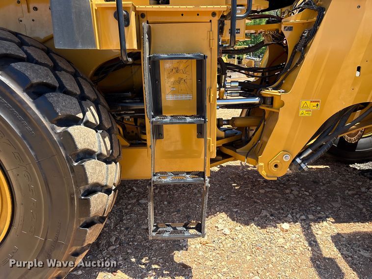 image for item EF1243 2022 Caterpillar 982 wheel loader