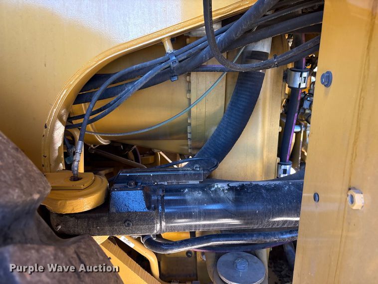 image for item EF1243 2022 Caterpillar 982 wheel loader