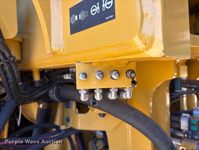 image for item EF1243 2022 Caterpillar 982 wheel loader