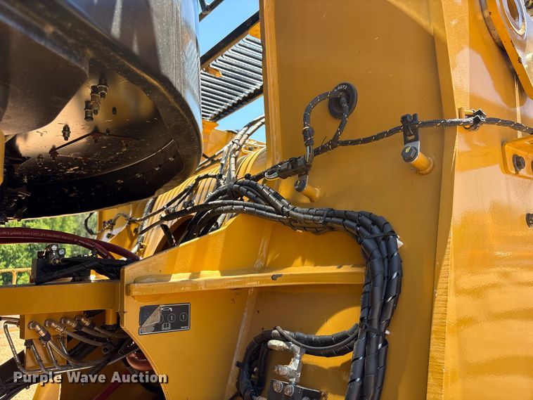 image for item EF1243 2022 Caterpillar 982 wheel loader