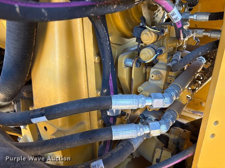image for item EF1243 2022 Caterpillar 982 wheel loader
