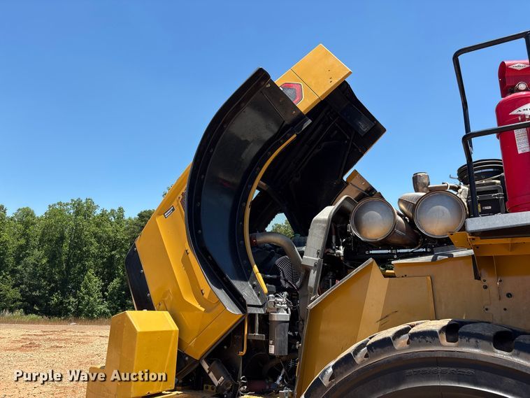 image for item EF1243 2022 Caterpillar 982 wheel loader