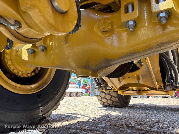 image for item EF1243 2022 Caterpillar 982 wheel loader
