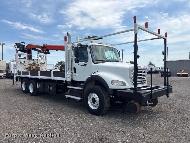 image for item EG9091 2013 Freightliner Business Class M2 grapple truck