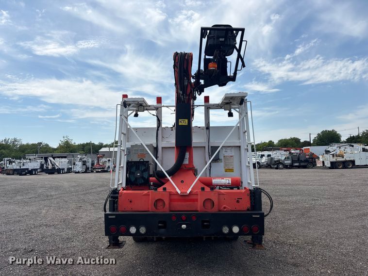 image for item EG9091 2013 Freightliner Business Class M2 grapple truck