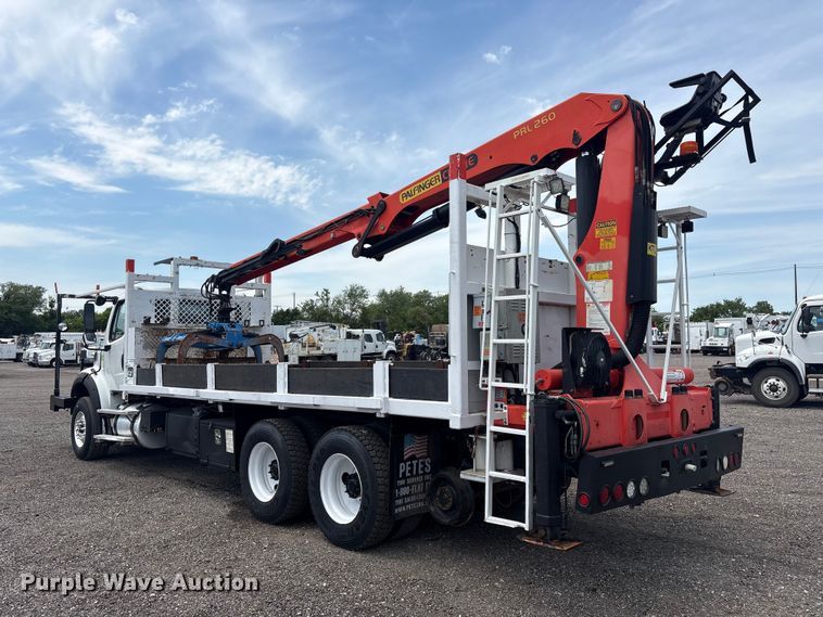 image for item EG9091 2013 Freightliner Business Class M2 grapple truck
