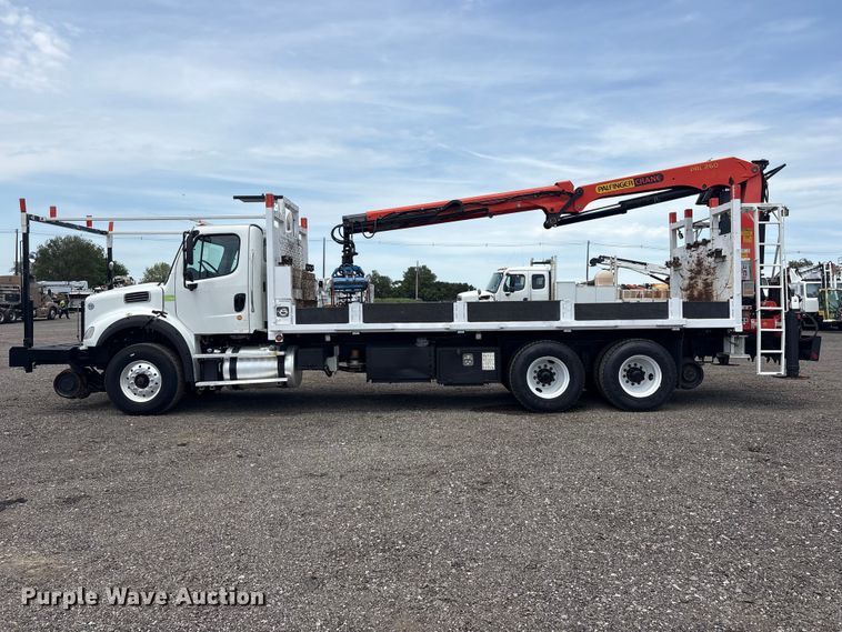image for item EG9091 2013 Freightliner Business Class M2 grapple truck