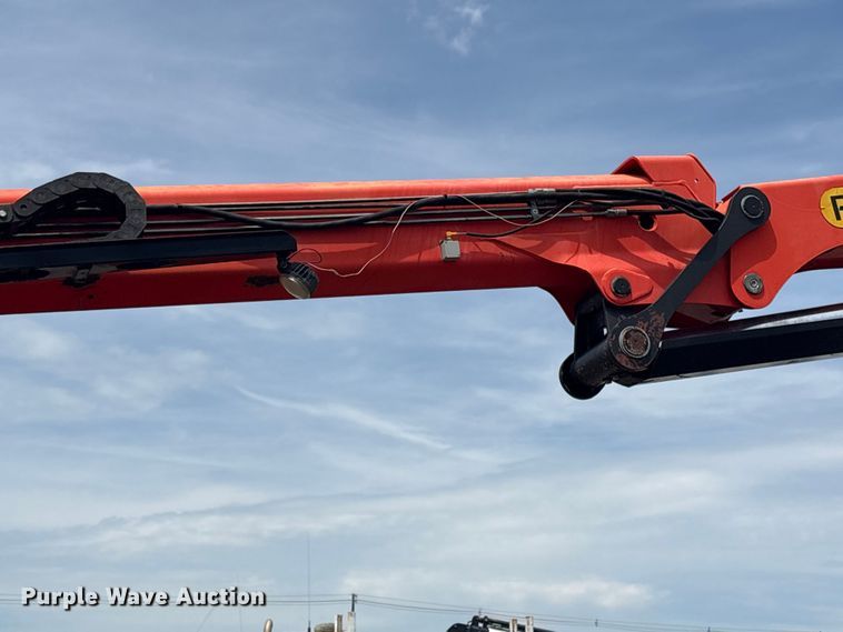 image for item EG9091 2013 Freightliner Business Class M2 grapple truck