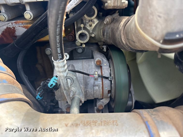 image for item EG9091 2013 Freightliner Business Class M2 grapple truck