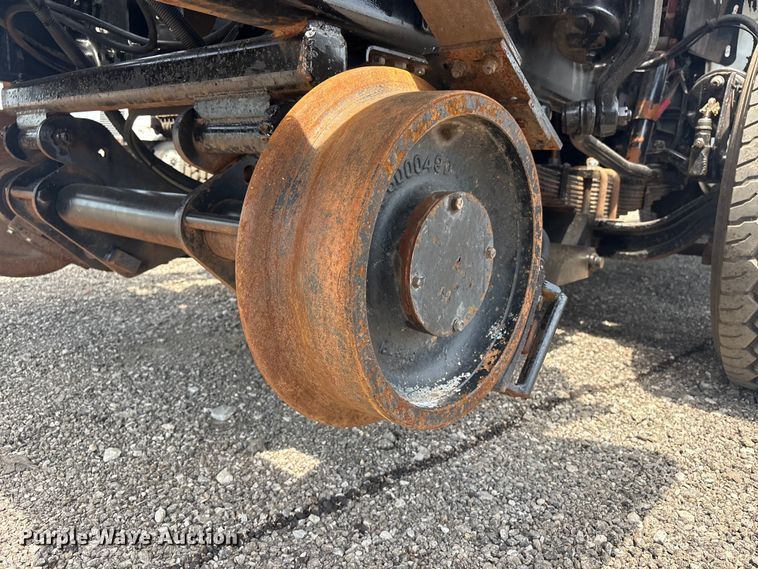 image for item EG9091 2013 Freightliner Business Class M2 grapple truck