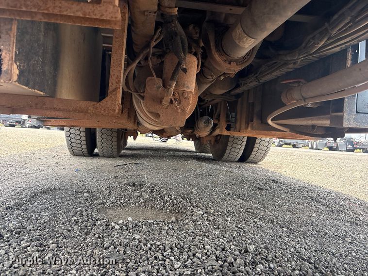 image for item EG9091 2013 Freightliner Business Class M2 grapple truck
