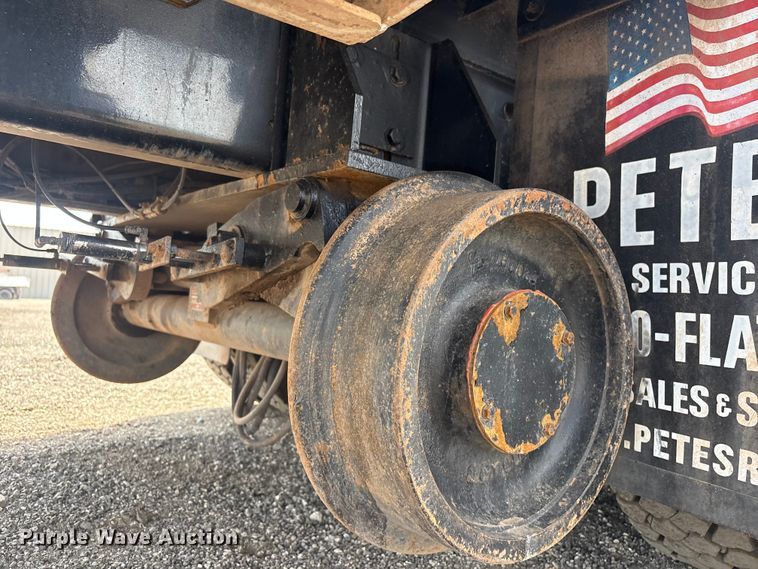image for item EG9091 2013 Freightliner Business Class M2 grapple truck