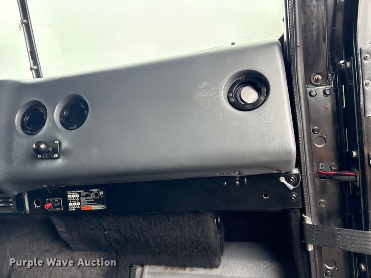 image for item EG9101 1991 International 9300 water truck