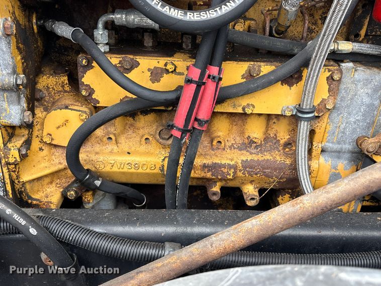 image for item EG9101 1991 International 9300 water truck