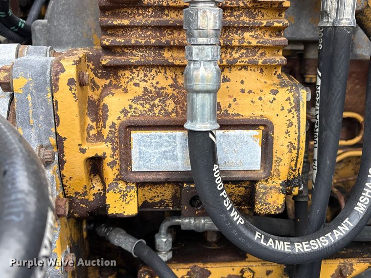 image for item EG9101 1991 International 9300 water truck