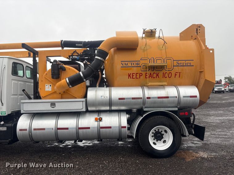 image for item EG9112 2002 Sterling L7500 sewer jetter truck