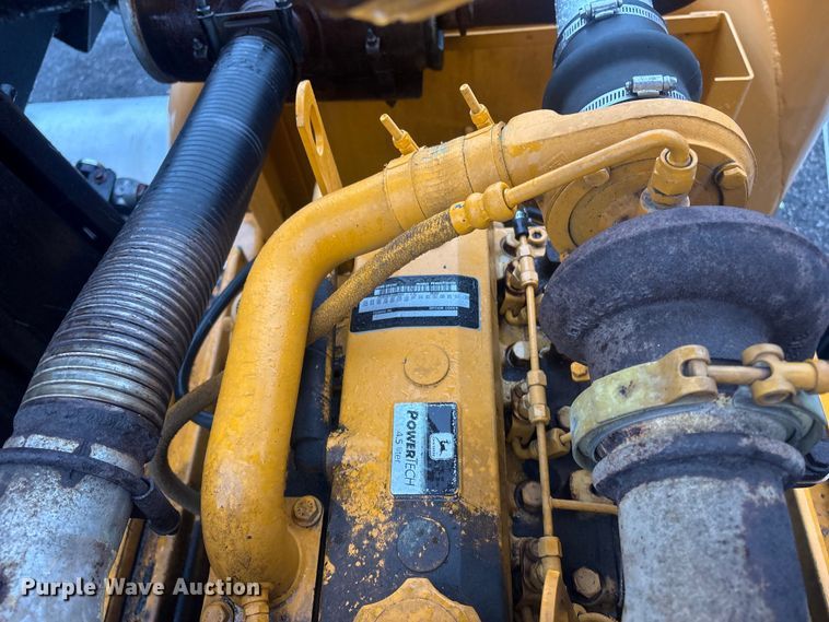 image for item EG9112 2002 Sterling L7500 sewer jetter truck