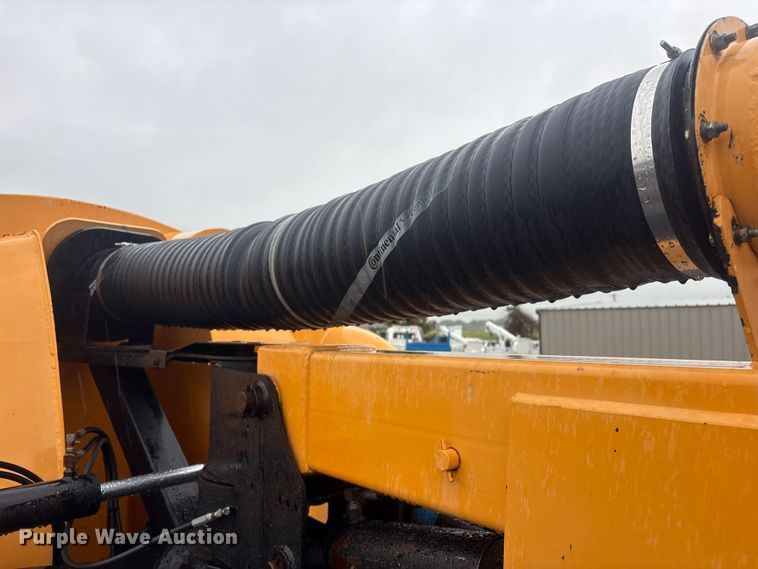 image for item EG9112 2002 Sterling L7500 sewer jetter truck