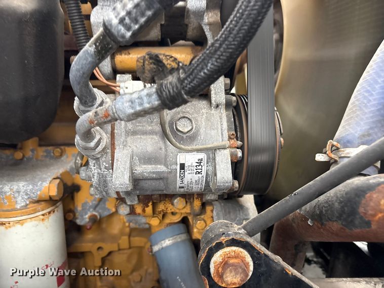 image for item EG9112 2002 Sterling L7500 sewer jetter truck