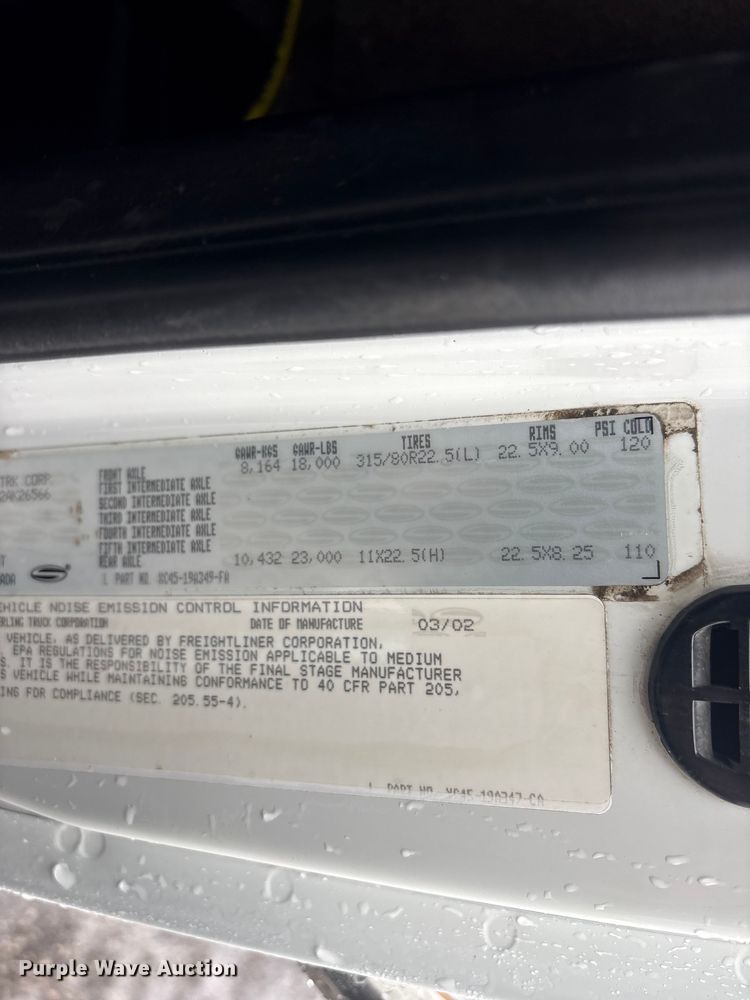 image for item EG9112 2002 Sterling L7500 sewer jetter truck